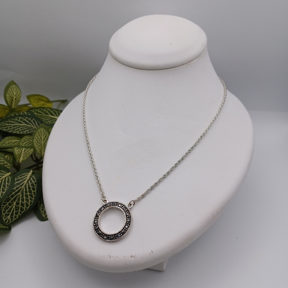 Silver-toned Circle Pendant Necklace